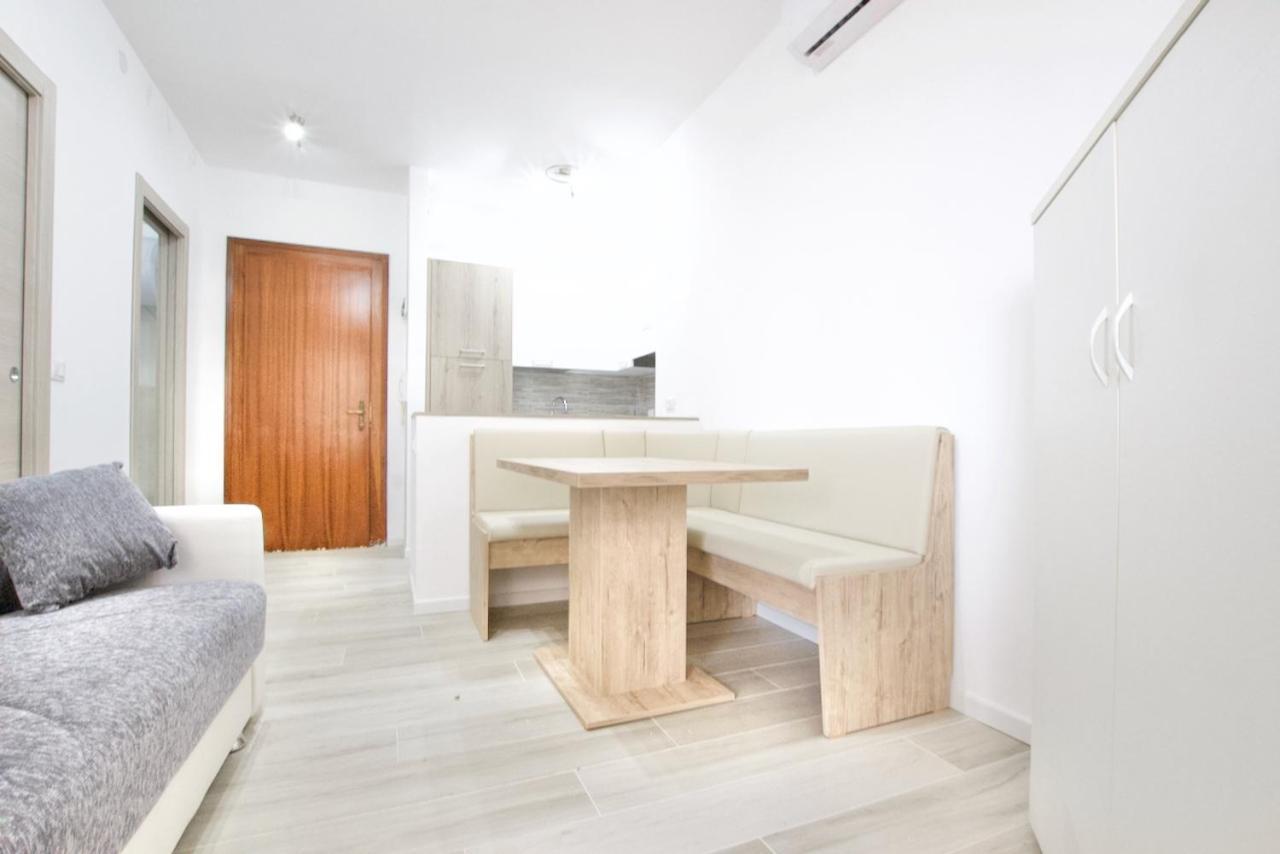 Residence Apollo - Home Immobiliare Jesolo Экстерьер фото